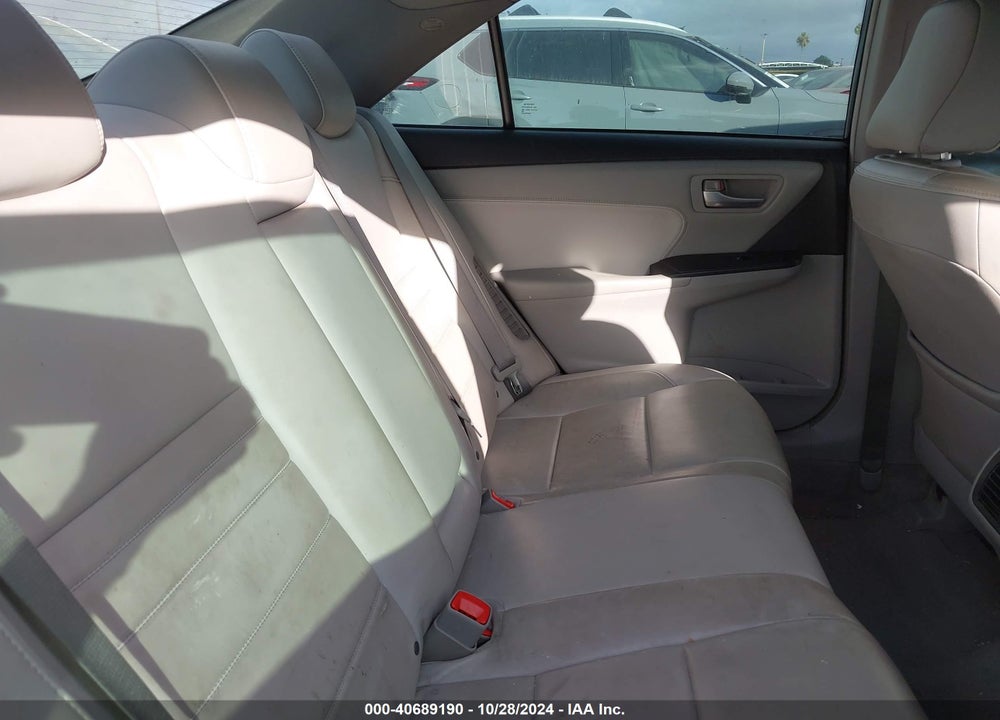 2015 TOYOTA CAMRY HYBRID XLE VIN: 4T1BD1FK0FU169685