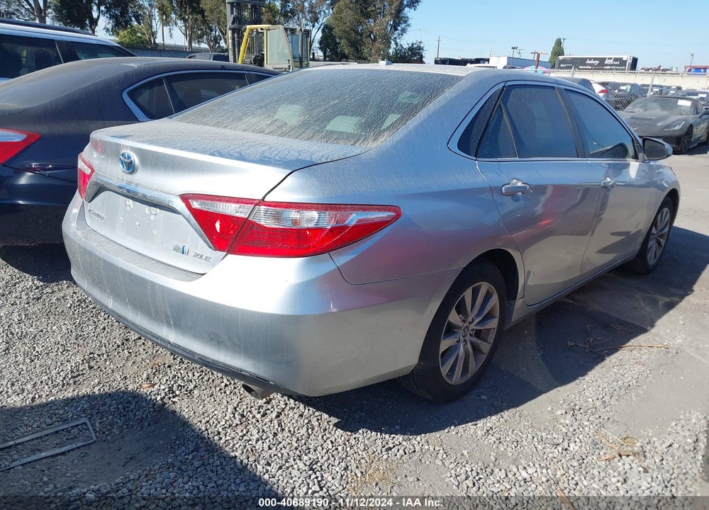 2015 TOYOTA CAMRY HYBRID XLE VIN: 4T1BD1FK0FU169685