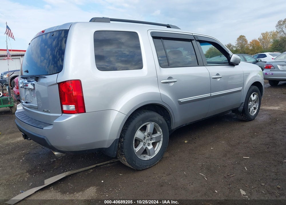 2010 HONDA PILOT EX-L VIN: 5FNYF4H64AB027237