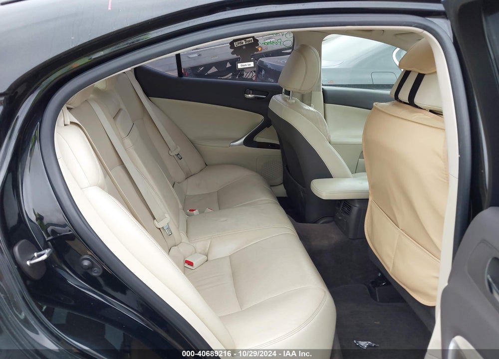 2011 LEXUS IS 250 VIN: JTHCF5C23B2035238