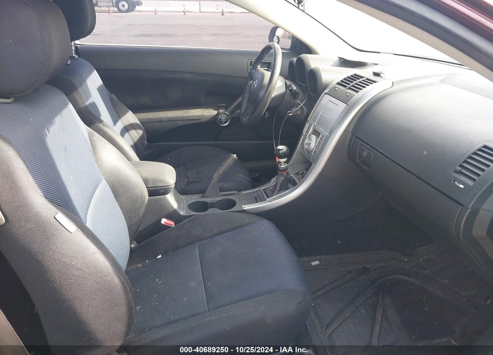 2005 SCION TC VIN: JTKDE167850027704