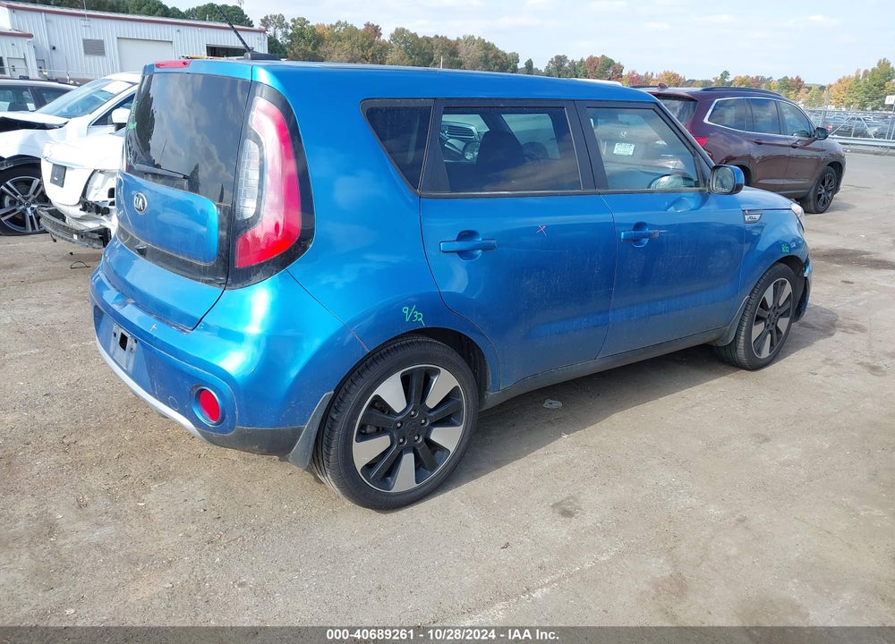 2017 KIA SOUL VIN: KNDJP3A5XH7487657