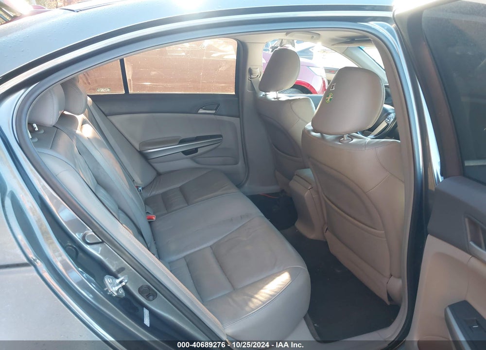 2009 HONDA ACCORD 2.4 EX-L VIN: 1HGCP26879A088085