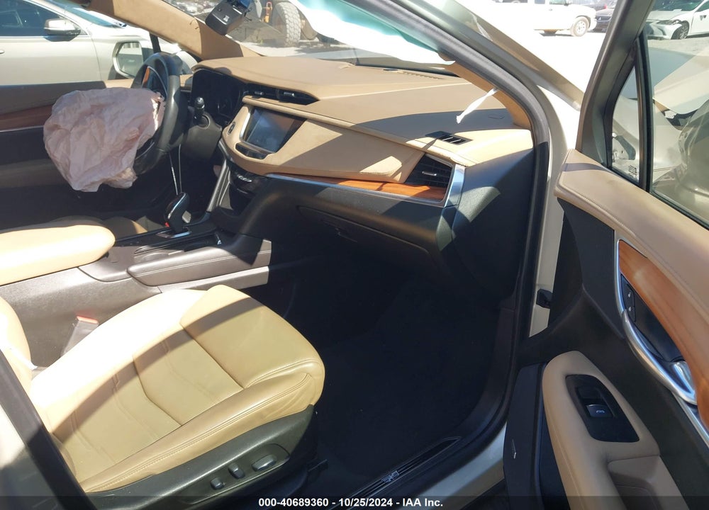 2017 CADILLAC XT5 PLATINUM VIN: 1GYKNFRSXHZ102747