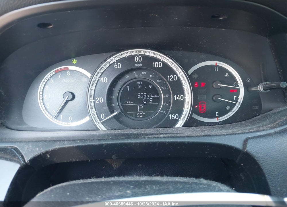 2017 HONDA ACCORD LX VIN: 1HGCR2F32HA173073