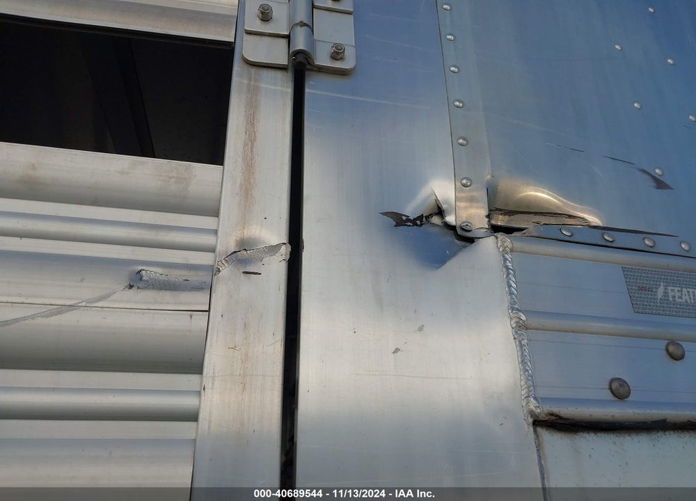 2020 FEATHERLITE CWCF HORSE TRAILER VIN: 4FGB23029LC152698