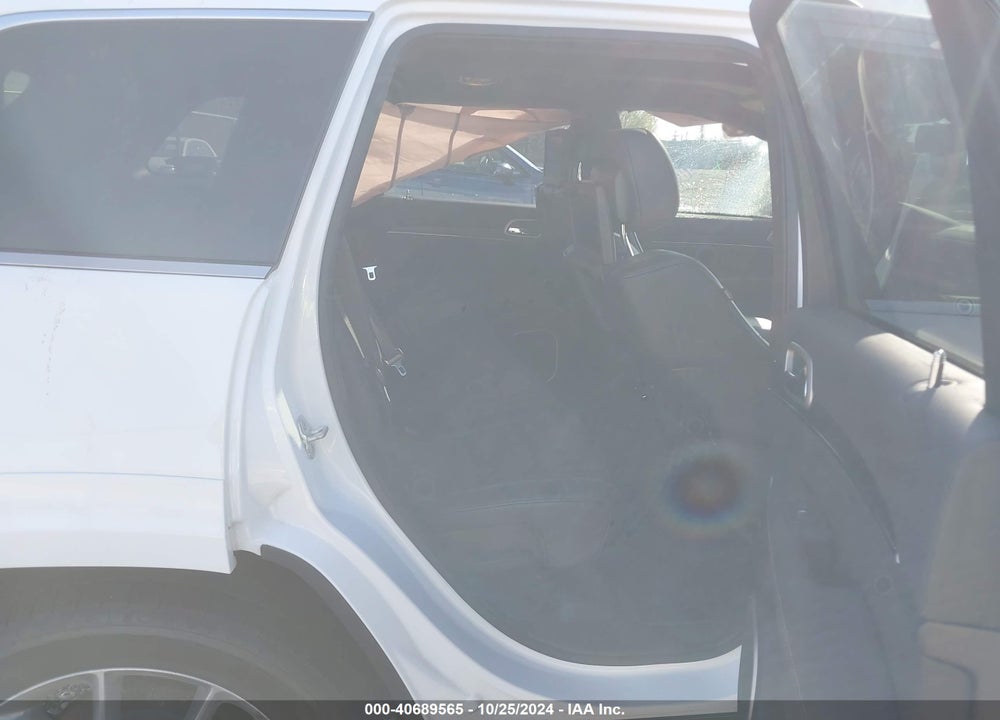 2014 JEEP GRAND CHEROKEE SUMMIT VIN: 1C4RJFJG7EC555584