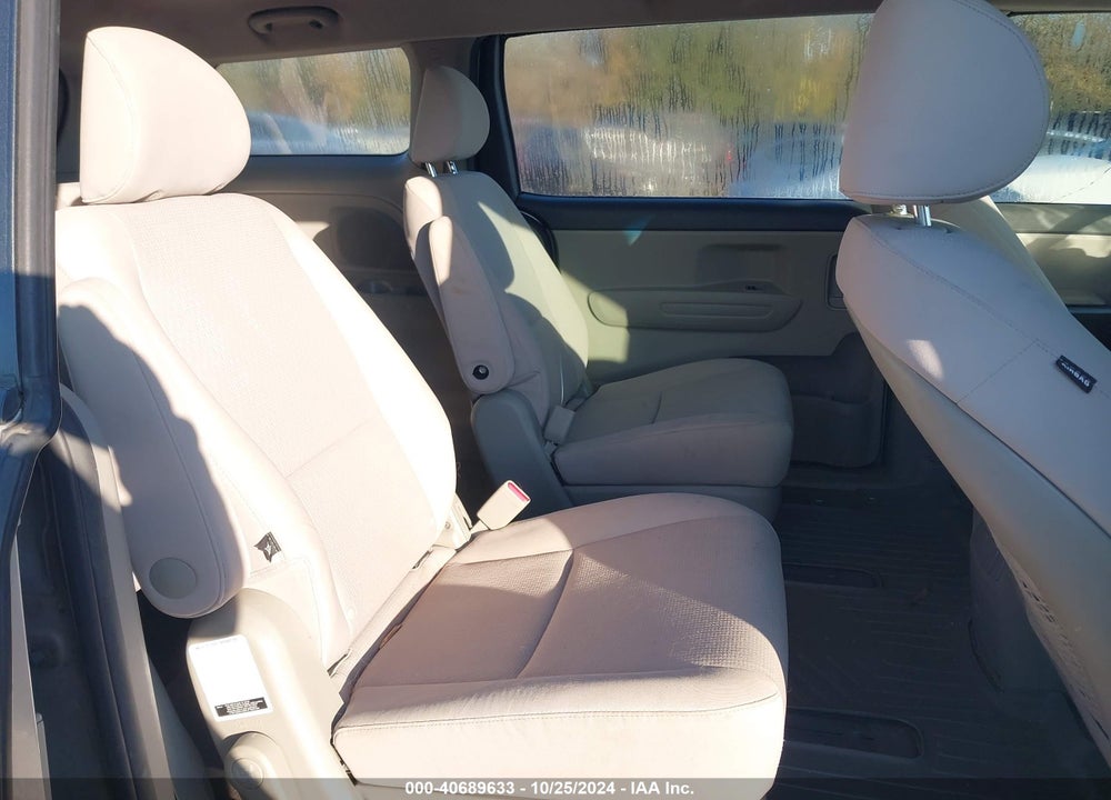 2017 KIA SEDONA L VIN: KNDMA5C11H6285039
