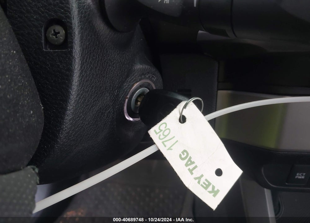 2019 TOYOTA TACOMA SR5 VIN: 5TFAX5GNXKX163781
