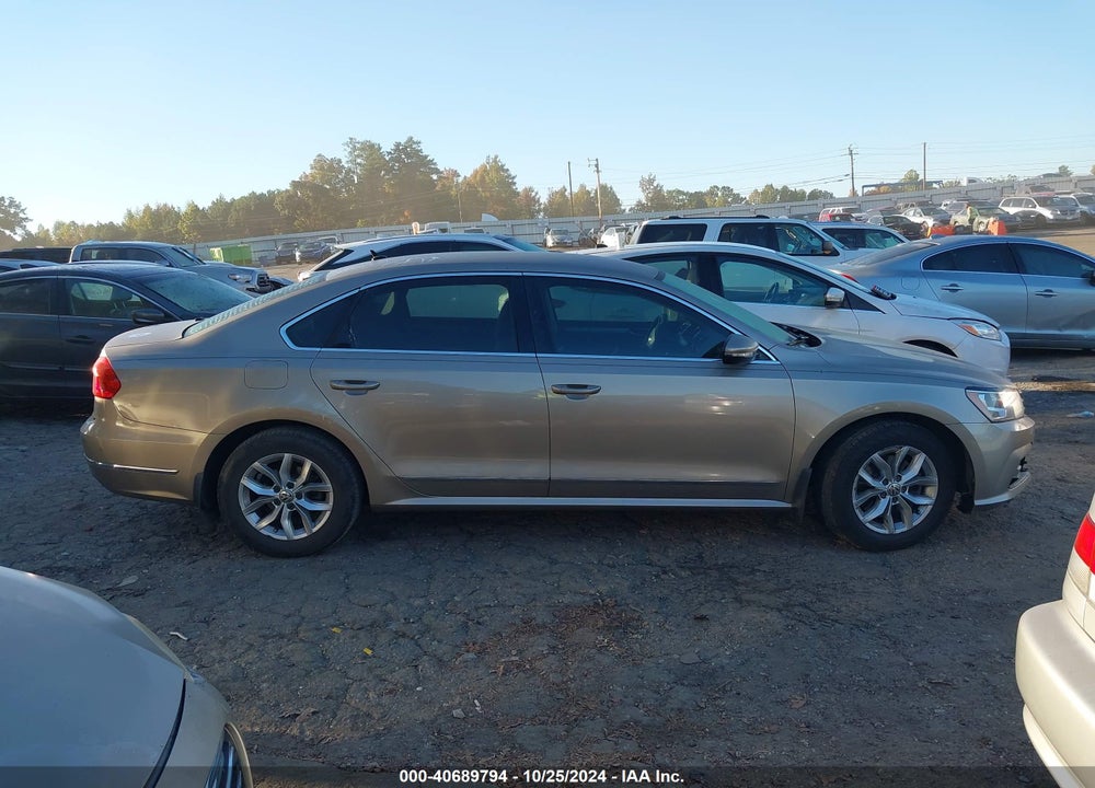 2016 VOLKSWAGEN PASSAT 1.8T S VIN: 1VWAS7A32GC029585
