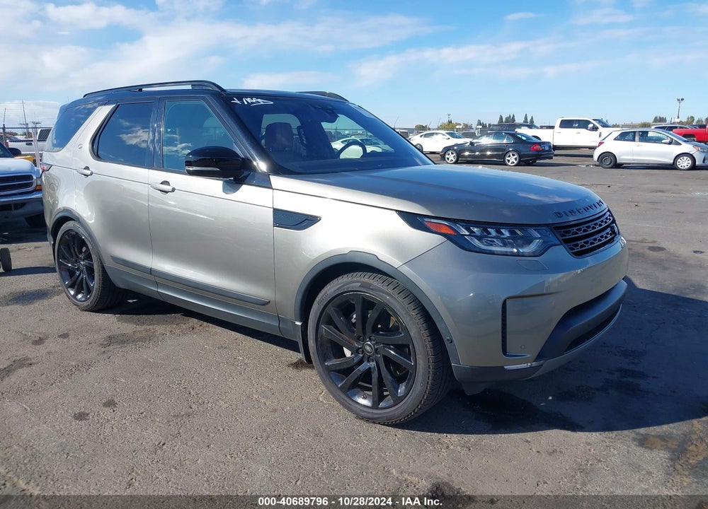2020 LAND ROVER DISCOVERY HSE LUXURY VIN: SALRT2RV2L2419381