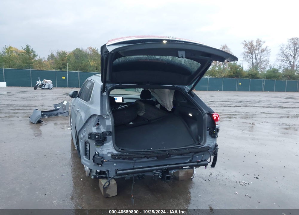 2024 VOLKSWAGEN ATLAS CROSS SPORT 2.0T SEL R-LINE VIN: 1V2AE2CA6RC252092