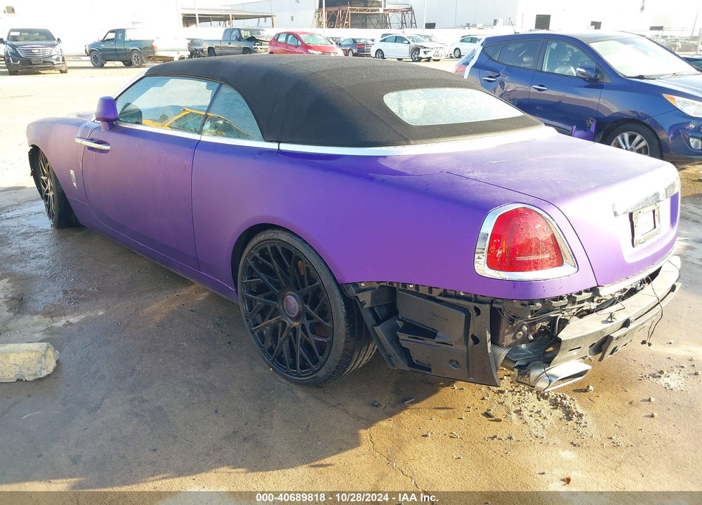 2018 ROLLS-ROYCE DAWN VIN: SCA666D56JU107749