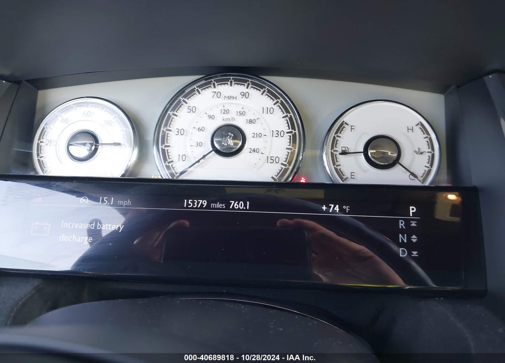 2018 ROLLS-ROYCE DAWN VIN: SCA666D56JU107749