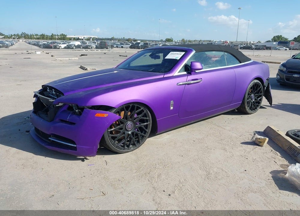 2018 ROLLS-ROYCE DAWN VIN: SCA666D56JU107749