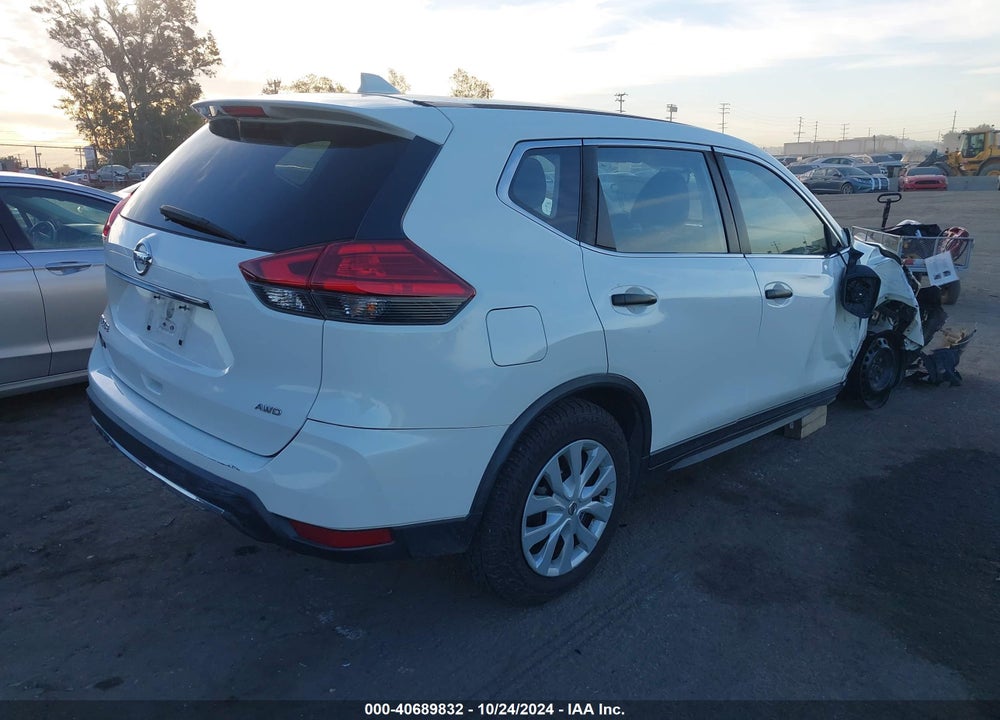 2017 NISSAN ROGUE S VIN: JN8AT2MV1HW012748