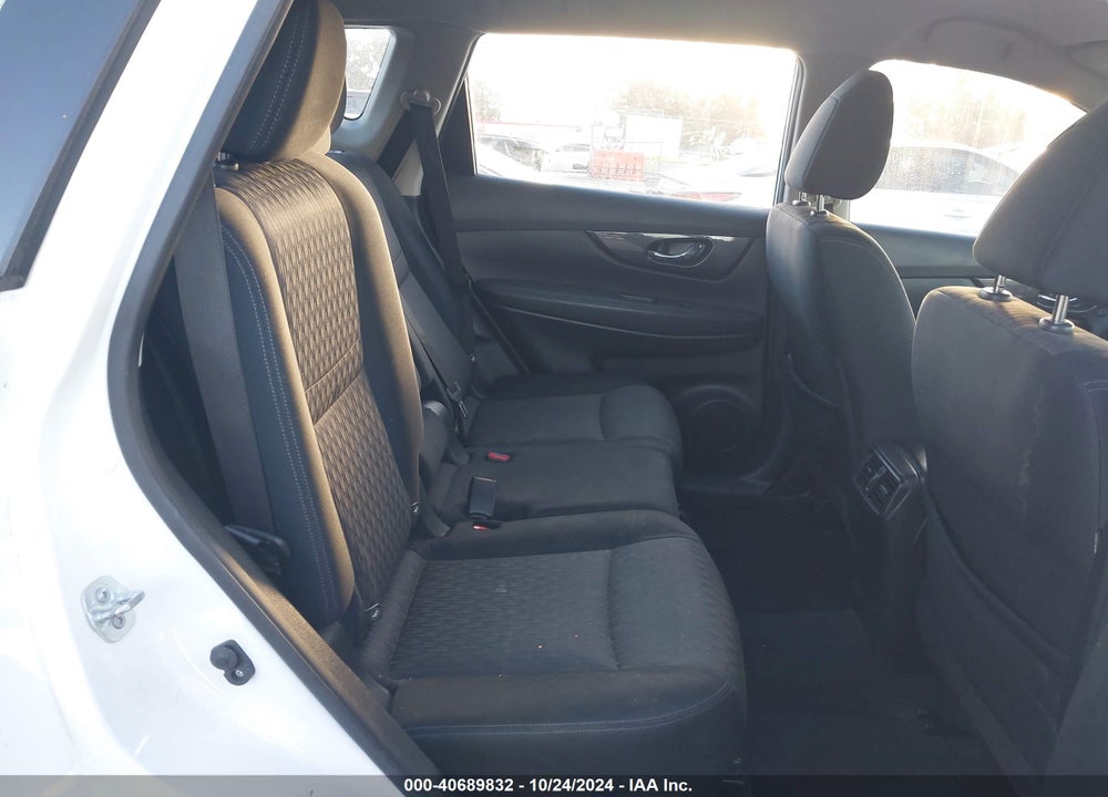 2017 NISSAN ROGUE S VIN: JN8AT2MV1HW012748