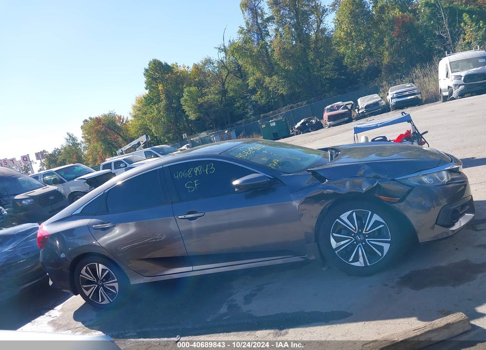 2017 HONDA CIVIC EX-L VIN: 2HGFC1F76HH657681