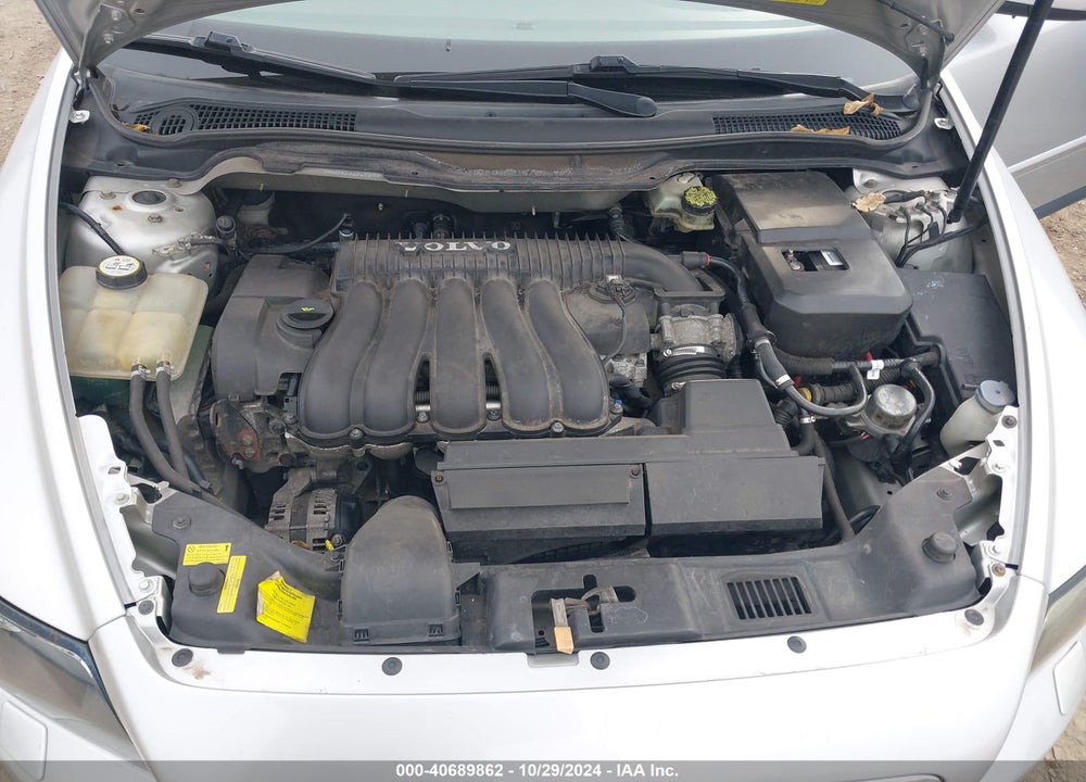 2006 VOLVO S40 2.4I VIN: YV1MS390162204085
