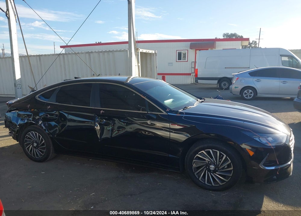 2023 HYUNDAI SONATA HYBRID SEL VIN: KMHL34JJ0PA056409
