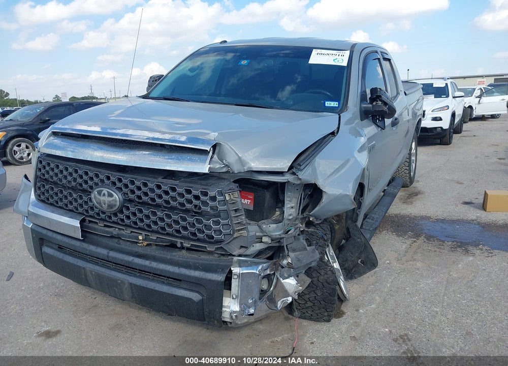 2019 TOYOTA TUNDRA SR5 5.7L V8 VIN: 5TFUW5F14KX835123