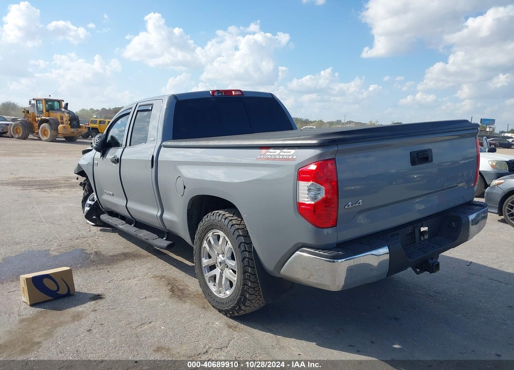 2019 TOYOTA TUNDRA SR5 5.7L V8 VIN: 5TFUW5F14KX835123