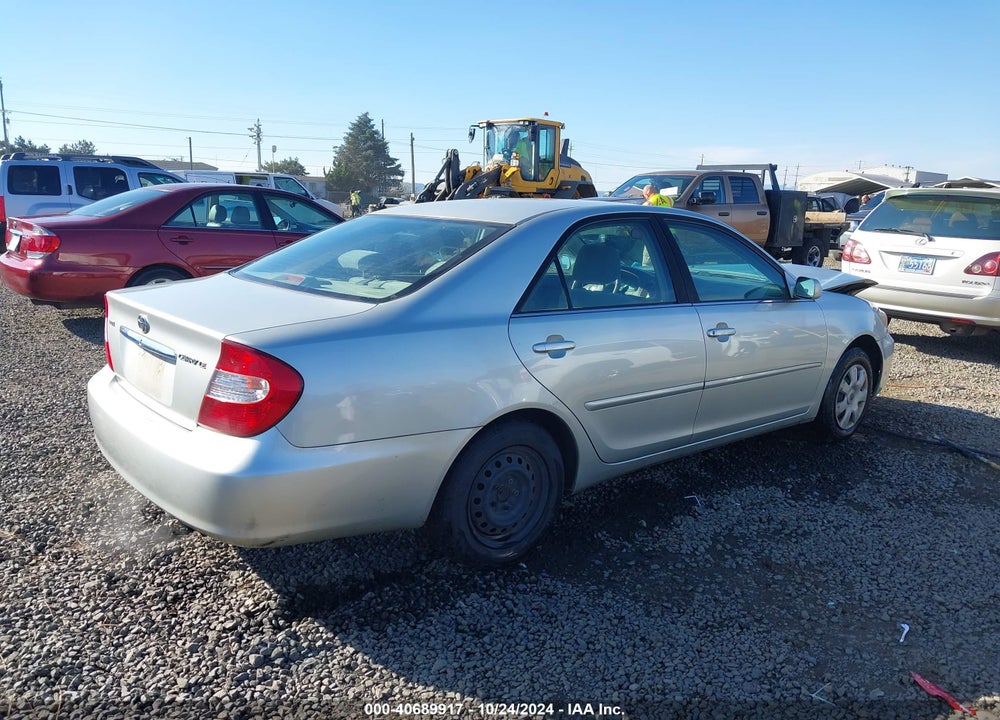 2003 TOYOTA CAMRY LE VIN: JTDBE32K330174921