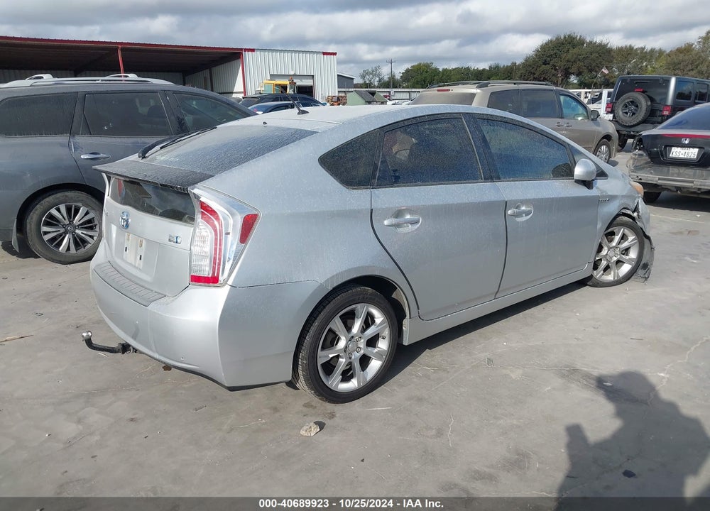 2013 TOYOTA PRIUS TWO VIN: JTDKN3DU2D5686513