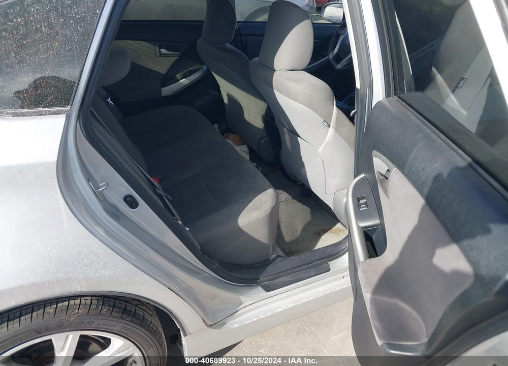 2013 TOYOTA PRIUS TWO VIN: JTDKN3DU2D5686513