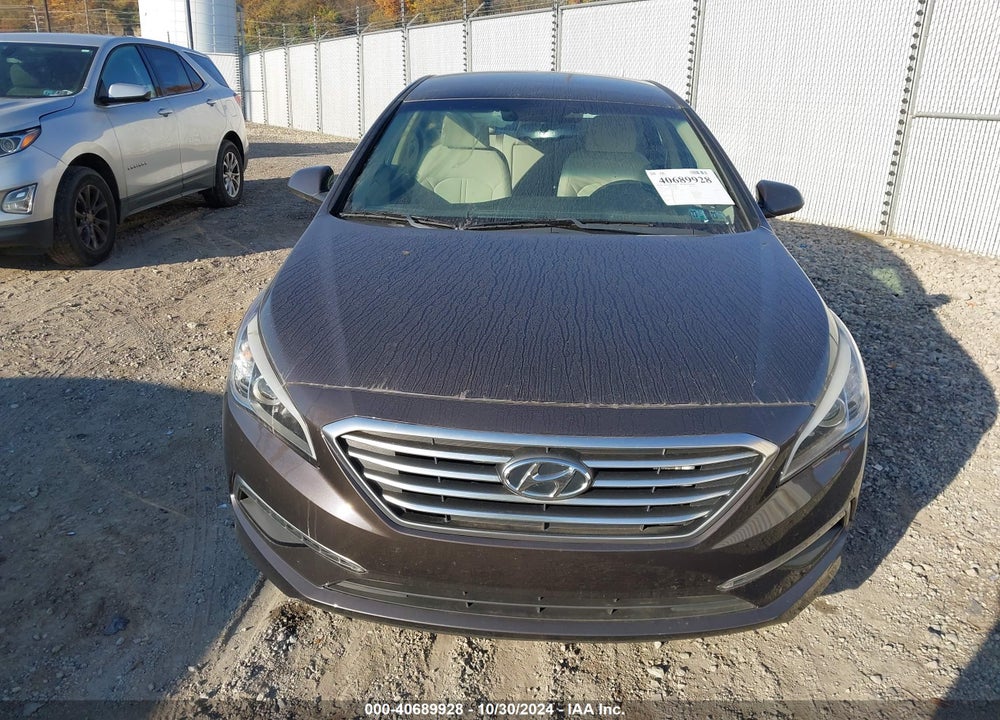 2015 HYUNDAI SONATA SE VIN: 5NPE24AFXFH246737