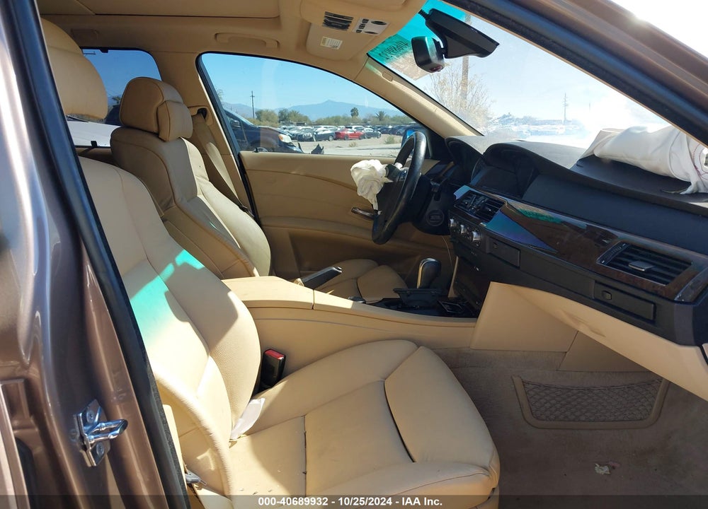 2006 BMW 530XIT VIN: WBANN73556CN03289