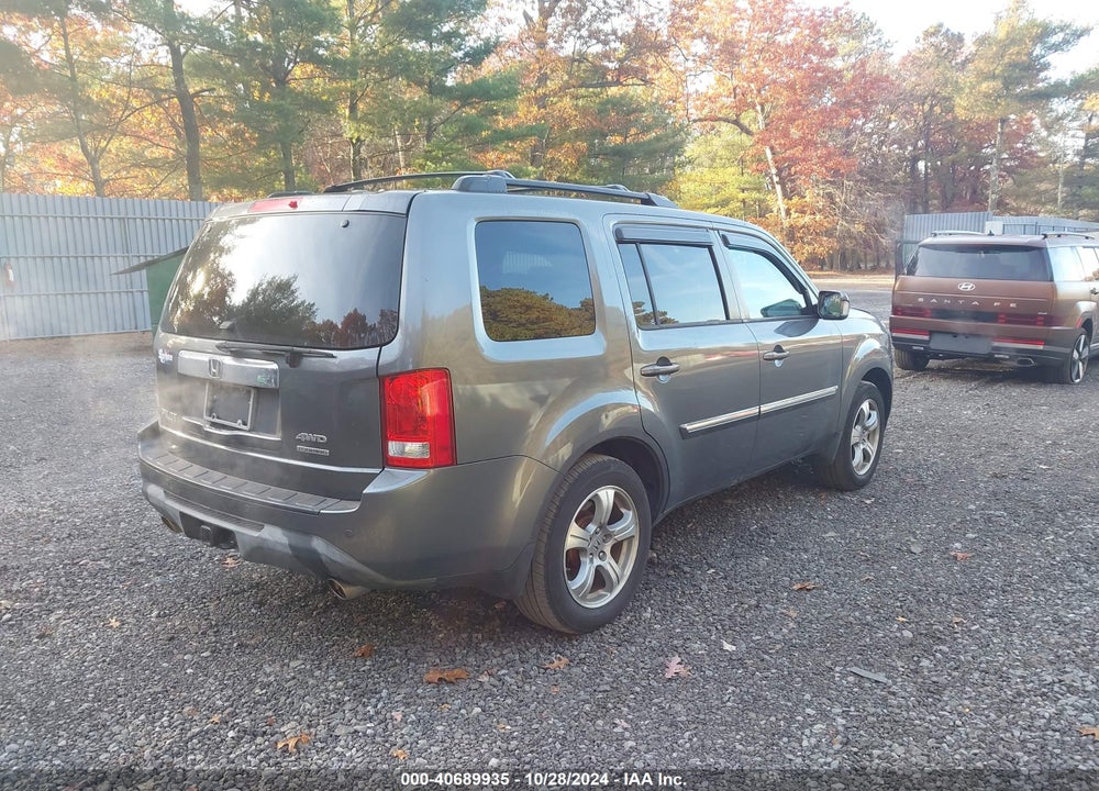 2012 HONDA PILOT TOURING VIN: 5FNYF4H97CB010980