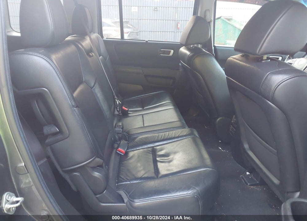 2012 HONDA PILOT TOURING VIN: 5FNYF4H97CB010980