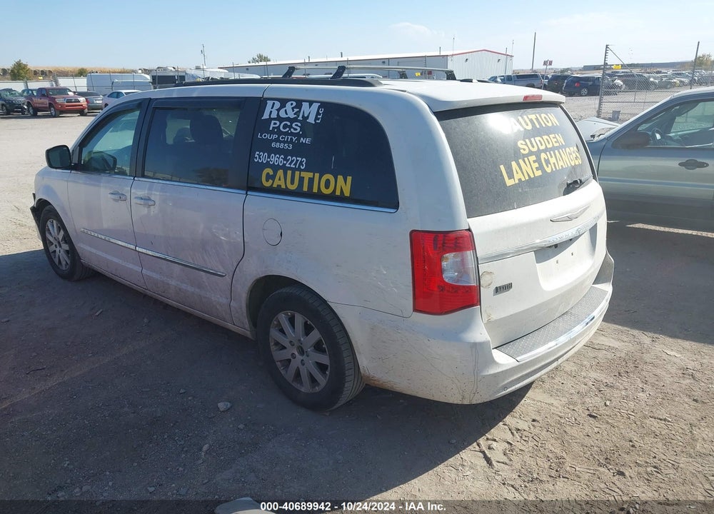 2011 CHRYSLER TOWN & COUNTRY TOURING-L VIN: 2A4RR8DG6BR609714