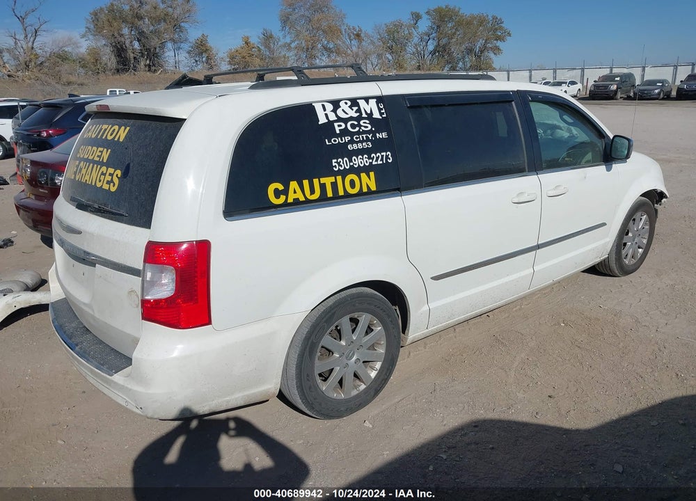 2011 CHRYSLER TOWN & COUNTRY TOURING-L VIN: 2A4RR8DG6BR609714