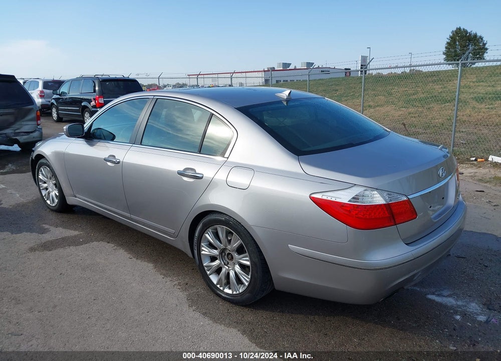2010 HYUNDAI GENESIS 3.8 VIN: KMHGC4DE5AU105240