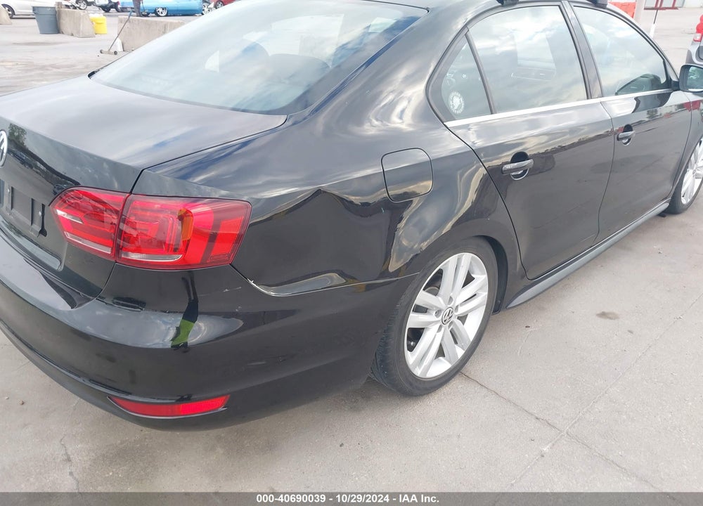 2014 VOLKSWAGEN JETTA GLI VIN: 3VW4S7AJ2EM359573
