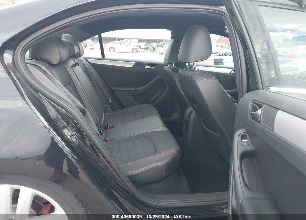 2014 VOLKSWAGEN JETTA GLI VIN: 3VW4S7AJ2EM359573