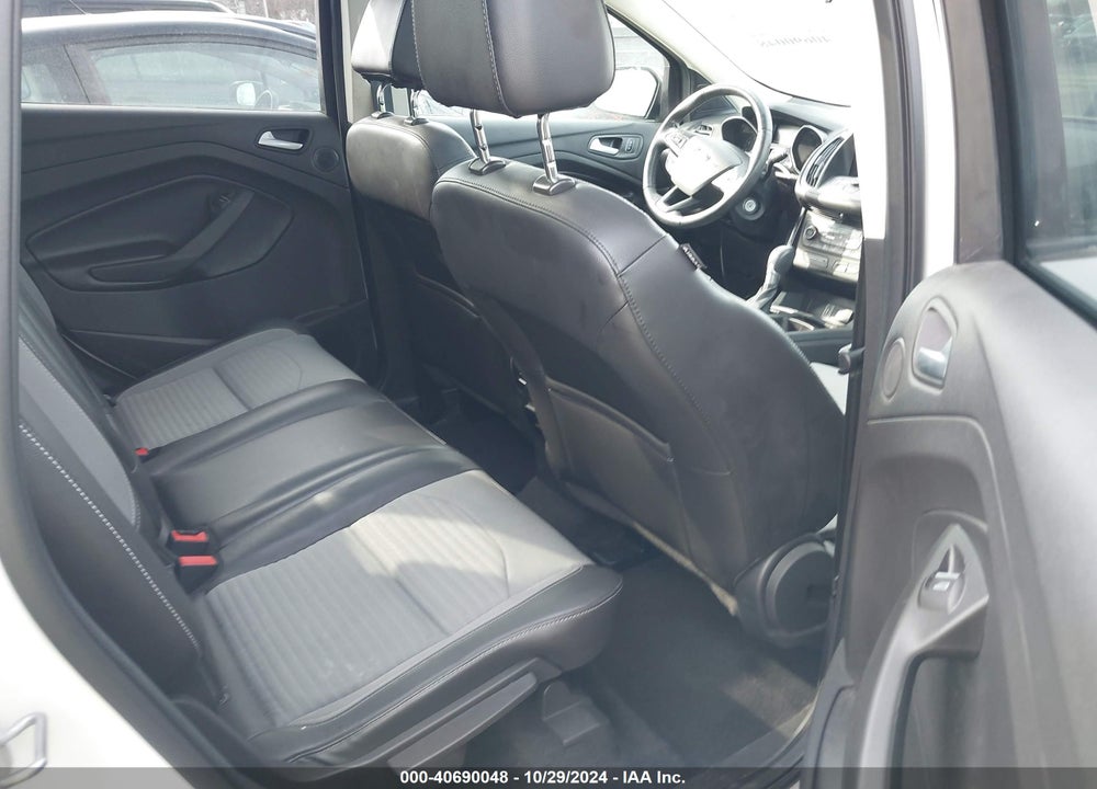 2017 FORD ESCAPE SE VIN: 1FMCU9G90HUB71955