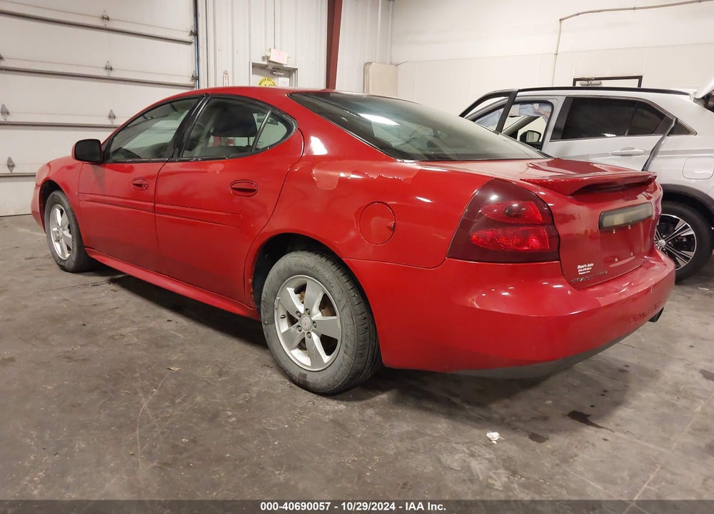2008 PONTIAC GRAND PRIX VIN: 2G2WP552681117857