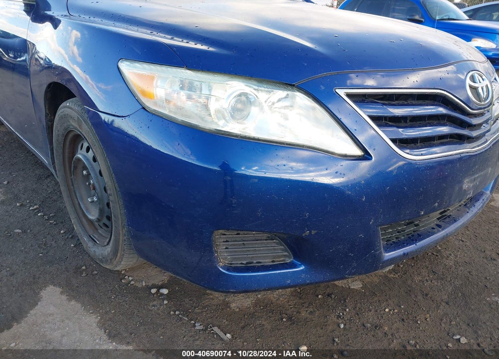 2011 TOYOTA CAMRY LE VIN: 4T1BF3EK7BU583872
