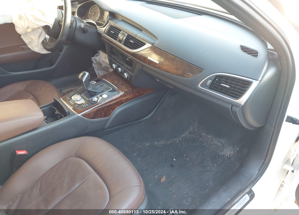 2016 AUDI A6 VIN: WAUGFAFC1GN083503