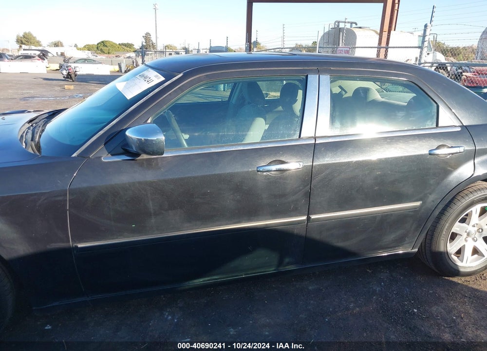 2007 CHRYSLER 300 VIN: 2C3LA43R67H860247