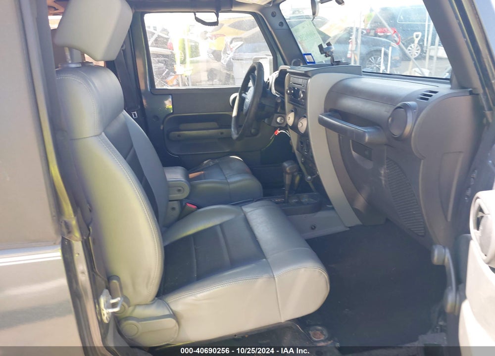 2008 JEEP WRANGLER X VIN: 1J4FA24178L550273