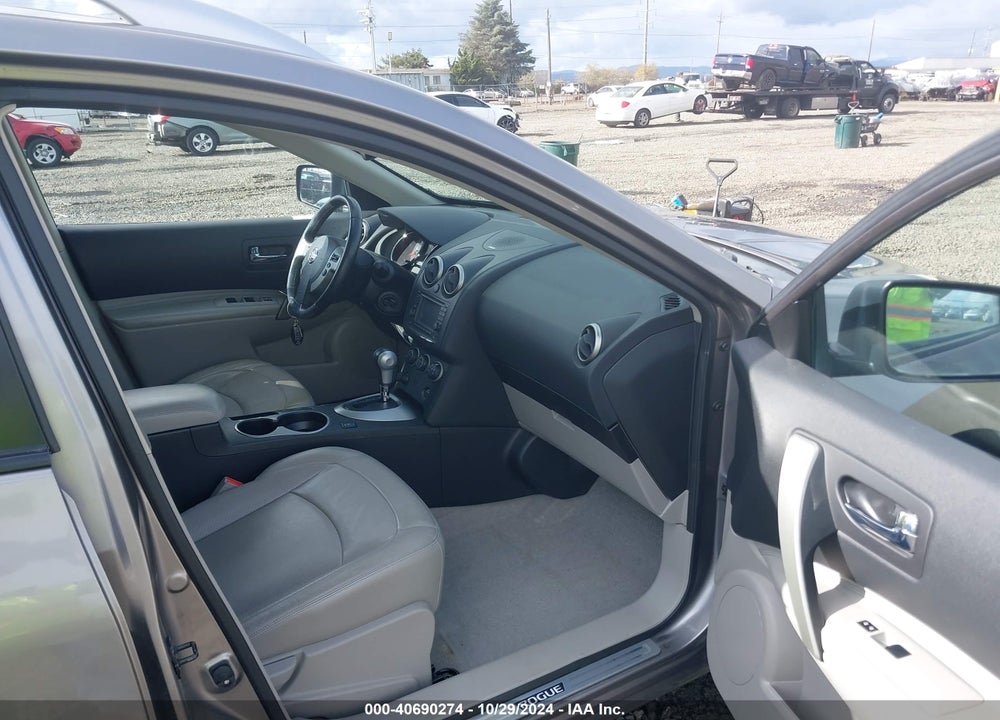 2013 NISSAN ROGUE SV W/SL PKG VIN: JN8AS5MV0DW605158