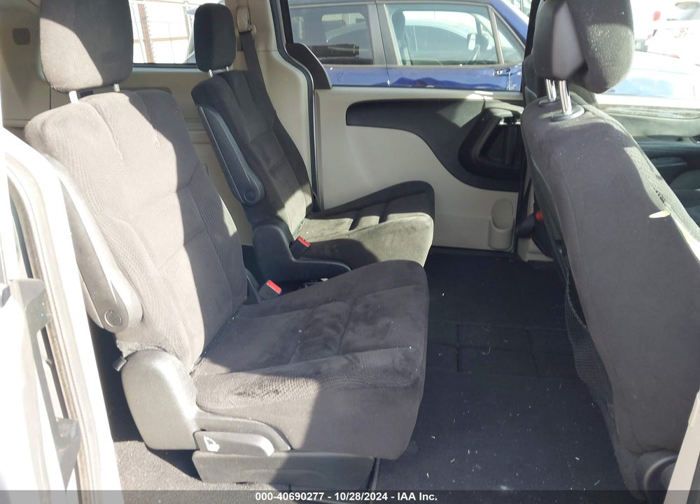 2014 DODGE GRAND CARAVAN SXT VIN: 2C4RDGCG0ER290394