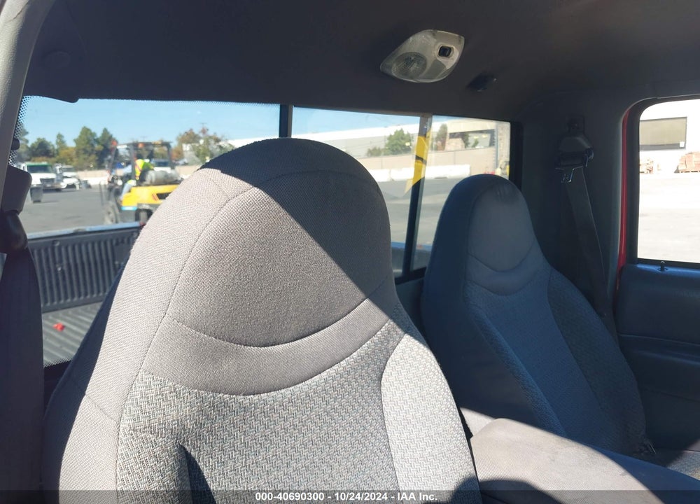 1999 FORD RANGER XL/XLT VIN: 1FTYR10V9XUB37693