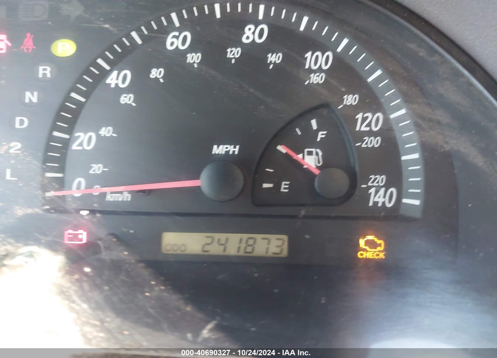 2004 TOYOTA CAMRY LE VIN: 4T1BE32K54U320810