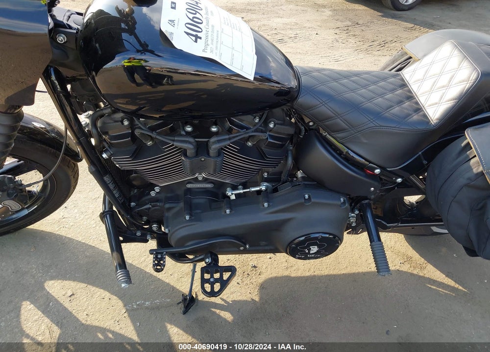 2022 HARLEY-DAVIDSON FXBBS VIN: 1HD1YYK29NB056748