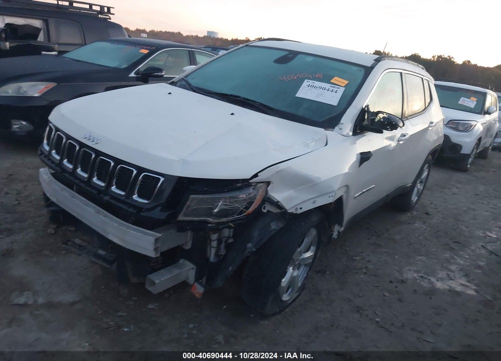 2019 JEEP COMPASS LATITUDE FWD VIN: 3C4NJCBB2KT640140